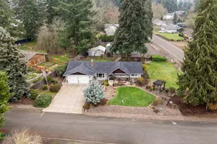 2555 NW Squire Pl, Albany, OR 97321 - Photo 6