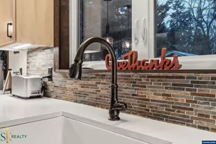 2555 NW Squire Pl, Albany, OR 97321 - Photo 20