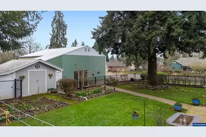 2555 NW Squire Pl, Albany, OR 97321 - Photo 38