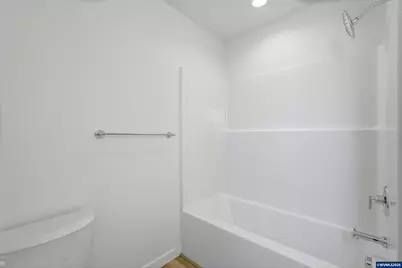 375 SE Shetterly Dr, Dallas, OR 97338 - Photo 12