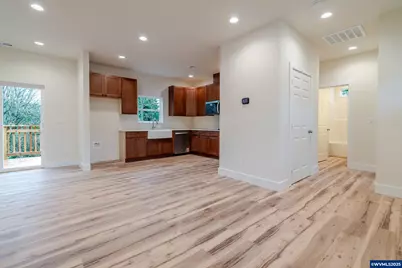 1423 45th Av, Sweet Home, OR 97386 - Photo 12