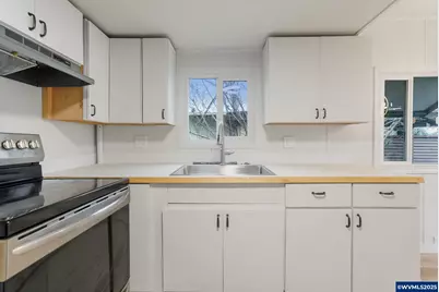 4882 Lancaster #12 Dr NE, Salem, OR 97305 - Photo 16