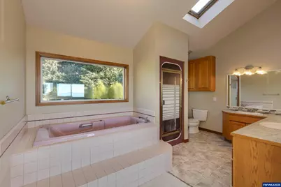 1060 NE 7th Dr, Newport, OR 97365 - Photo 30