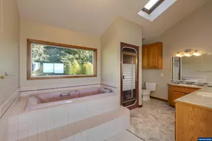 1060 NE 7th Dr, Newport, OR 97365 - Photo 30