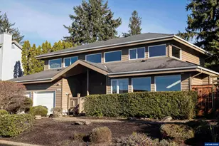 1060 NE 7th Dr, Newport, OR 97365 - Photo 4