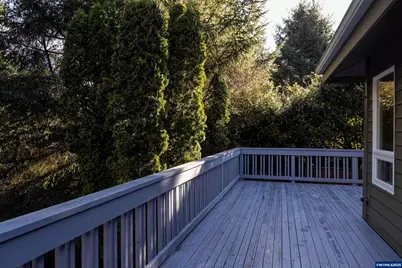 1060 NE 7th Dr, Newport, OR 97365 - Photo 40