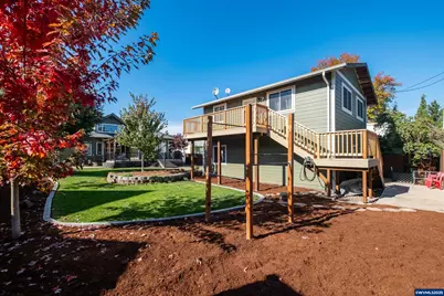 363 S 2nd St, Lebanon, OR 97355 - Photo 22