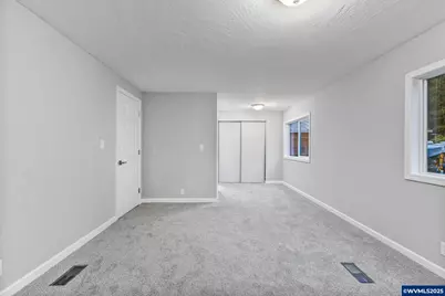 275 SE 143rd St, South Beach, OR 97366 - Photo 20