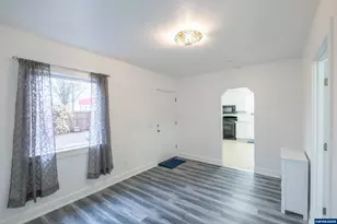 1810 Liberty St NE, Salem, OR 97301 - Photo 4