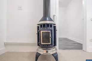 1810 Liberty St NE, Salem, OR 97301 - Photo 20