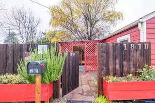 1810 Liberty St NE, Salem, OR 97301 - Photo 28