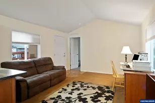 2723 Oakland Lp SE, Salem, OR 97317 - Photo 10