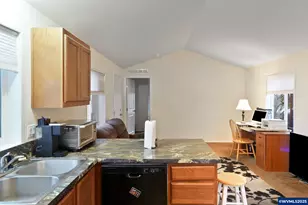 2723 Oakland Lp SE, Salem, OR 97317 - Photo 8