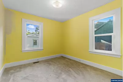 4704 Homer Rd, Salem, OR 97305 - Photo 30