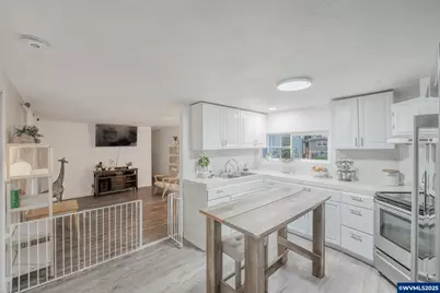 2012 Kennedy #10 Cir NE, Keizer, OR 97303 - Photo 4