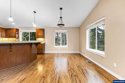 7255 Eastwood Dr SE, Turner, OR 97392 - Photo 6