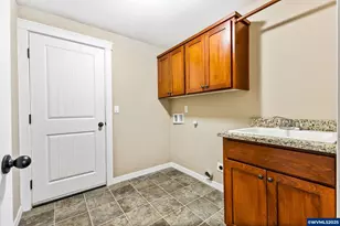 7255 Eastwood Dr SE, Turner, OR 97392 - Photo 16