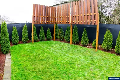 547 SE Sheridan Rd, Sheridan, OR 97378 - Photo 18