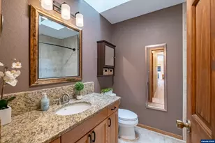 407 S 30th St, Philomath, OR 97370 - Photo 16