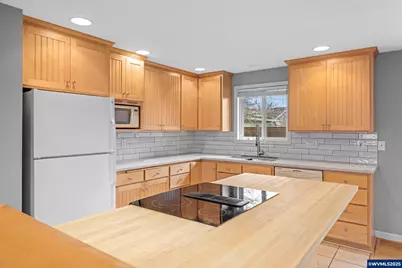 1538 Umpqua Rd, Woodburn, OR 97071 - Photo 12