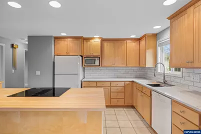 1538 Umpqua Rd, Woodburn, OR 97071 - Photo 10