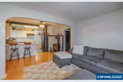 661 SE Hankel St St, Dallas, OR 97338 - Photo 2