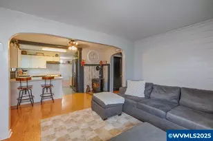 661 SE Hankel St St, Dallas, OR 97338 - Photo 2