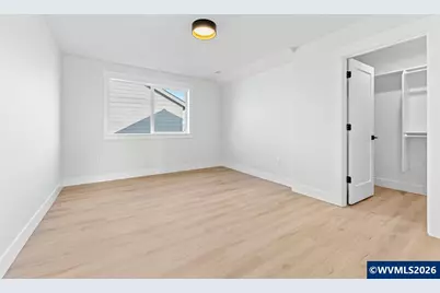 407 S 1st St, Silverton, OR 97381 - Photo 10