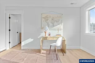 407 S 1st St, Silverton, OR 97381 - Photo 12