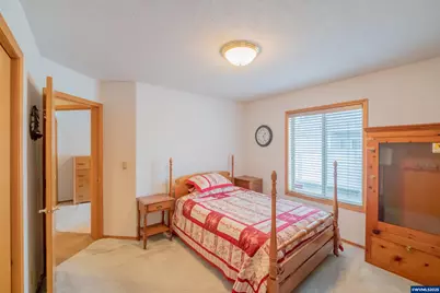 1255 NE Laurelridge St, Keizer, OR 97303 - Photo 34