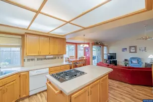 1255 NE Laurelridge St, Keizer, OR 97303 - Photo 12