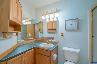 1255 NE Laurelridge St, Keizer, OR 97303 - Photo 28