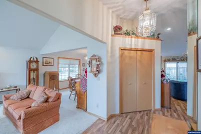 1255 NE Laurelridge St, Keizer, OR 97303 - Photo 6