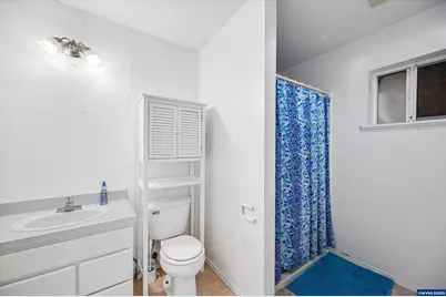 9620 Wells Landing Rd, Independence, OR 97351 - Photo 14