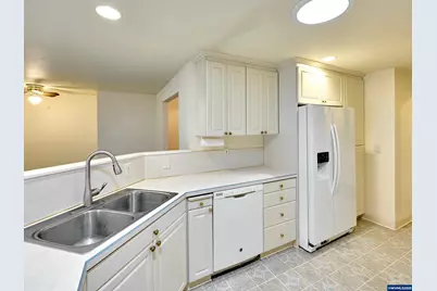 1032 Stanfield Rd, Woodburn, OR 97071 - Photo 8