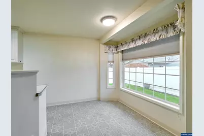 1032 Stanfield Rd, Woodburn, OR 97071 - Photo 6