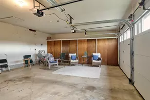 2135 Country Club Terrace, Woodburn, OR 97071 - Photo 20