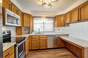 2135 Country Club Terrace, Woodburn, OR 97071 - Photo 10