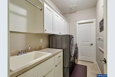 422 Turnberry Av, Woodburn, OR 97071 - Photo 28