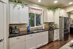 422 Turnberry Ave, Woodburn, OR 97071 - Photo 12