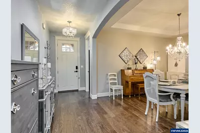 422 Turnberry Av, Woodburn, OR 97071 - Photo 4