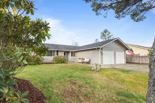 4125 Spruce St, Florence, OR 97349 - Photo 1