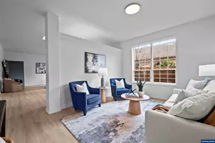 240 Norway St, Silverton, OR 97381 - Photo 2