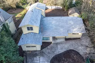 5325 SE Hull Ave, Milwaukie, OR 97267 - Photo 6