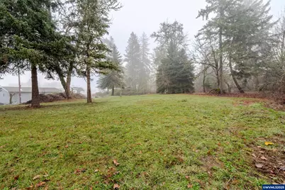 30610 Santiam Hwy, Lebanon, OR 97355 - Photo 38