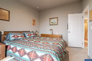 30610 Santiam Hwy, Lebanon, OR 97355 - Photo 18