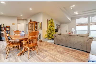 30610 Santiam Hwy, Lebanon, OR 97355 - Photo 14