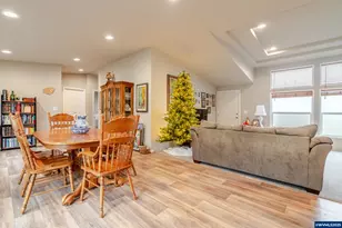 30610 Santiam Hwy, Lebanon, OR 97355 - Photo 14