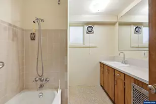 969 NW Camellia Dr, Corvallis, OR 97330 - Photo 30