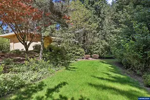 969 NW Camellia Dr, Corvallis, OR 97330 - Photo 38